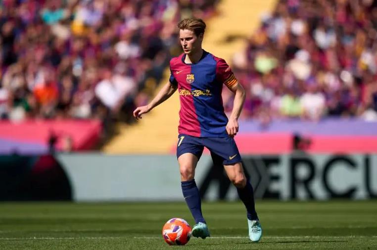 Frenkie de Jong: Từ Chỉ Trích Đến Huyền Thoại Tại Barcelona