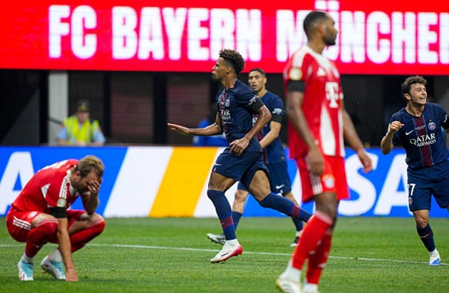 PSG đánh bại Bayern Munich trong trận cầu kịch tính: Chiến thắng nghẹt thở với hai thẻ đỏ và VAR gây tranh cãi